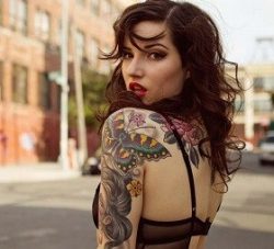 sexy tattooed girl